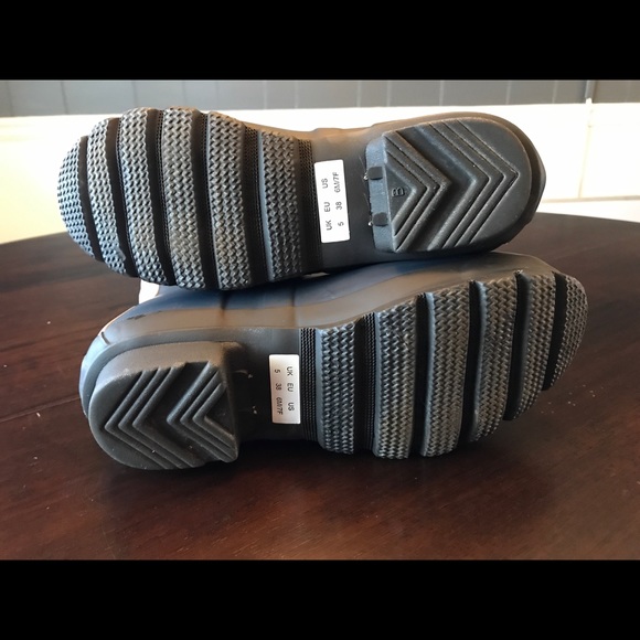 Hunter Tall Navy Rain Boots - Picture 4 of 6